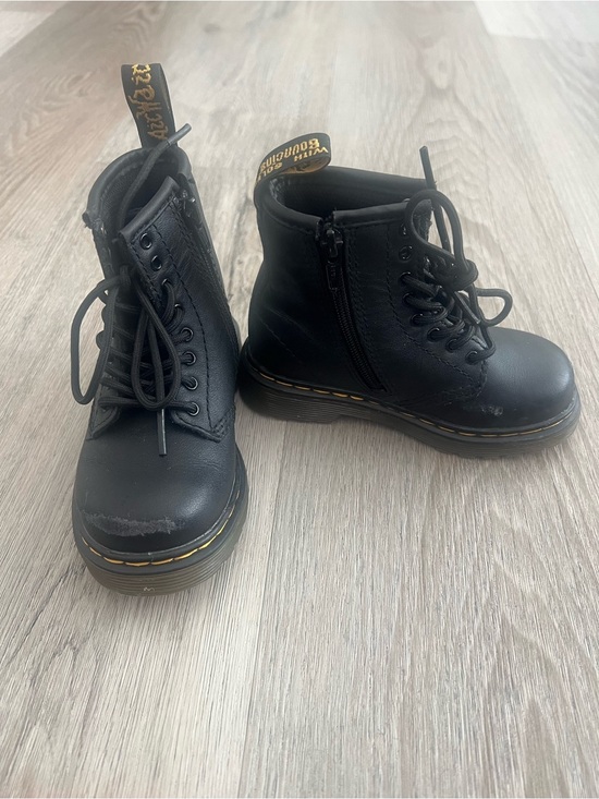 Dr. Martens Other - Dr. Martens kids Black Combat Boots